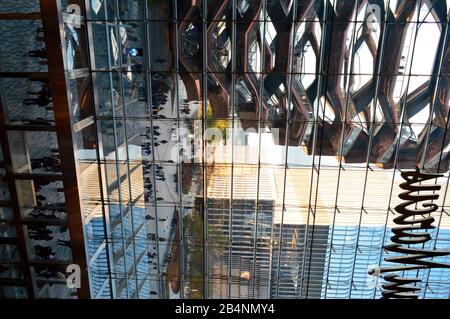 USA, New York City, Manhattan, Midtown, Hudson Yards, The Vessel, interaktives Kunstwerk von Thomas Heatherwick und Heatherwick Studio Stockfoto