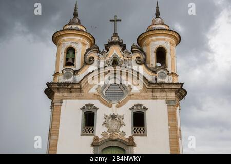 Mariana, Minas Gerais, Brasilien - 26. Februar 2016: Kirche Nossa Senhora do Carmo Stockfoto