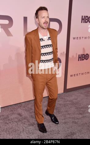 Hollywood, CA - 05. MÄRZ: Aaron Paul besucht die Premiere von HBO's "Westworld" Staffel 3 im TCL Chinese Theatre am 05. März 2020 in Hollywood, Kalifornien. Stockfoto