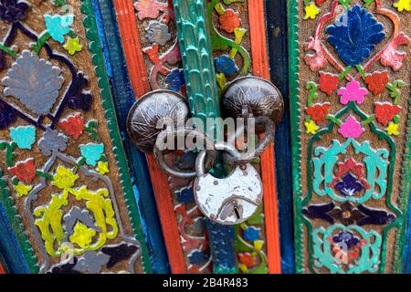 Geschnitzte Holztür, Buchara, Usbekistan Stockfoto