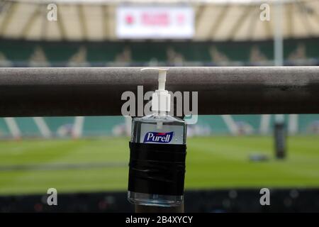 DISPENSER, STADION, ENGLAND V WALES GUINNESS SIX NATIONS 2020, 2020 Stockfoto