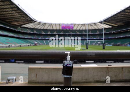 DISPENSER, STADION, ENGLAND V WALES GUINNESS SIX NATIONS 2020, 2020 Stockfoto