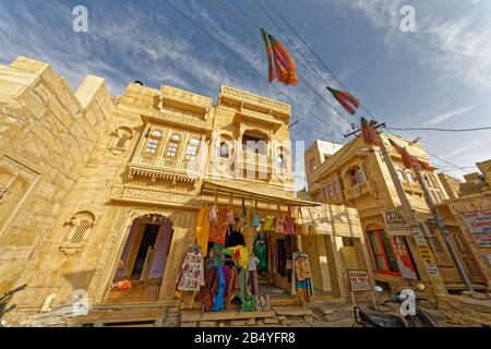 Jaisalmer, Rajasthan, indien. Januar 2014. Das weitläufige Jaisalmer Fort und seine engen Gassen, Rajasthan, Indien. Stockfoto