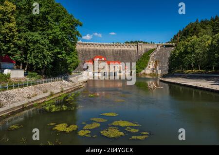 Pilchowice Damm und Kraftwerk, in der Nähe von 1912, Bobr Fluss, Dorf Pilchowice, Niederschlesien, Polen Stockfoto