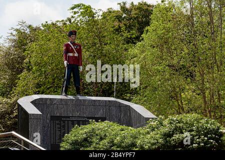 Polonnaruwa, Sri lanka, Sept. 2015: Denkmal für die Sri-lankische Miltiary Police, getötet oder in Aktion vermisst Stockfoto