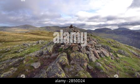 Die Wasdale Fells aus Middle Fielen Stockfoto