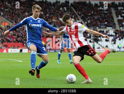 Sunderland, Großbritannien. März 2020. Tom Flanagan überwindet den Ball beim Spiel Sky Bet League 1 zwischen Sunderland und Gillingham im Stadium Of Light, Sunderland am Samstag, den 7. März 2020. (Kredit: Martin Swinney/MI News) Foto darf nur für redaktionelle Zwecke in Zeitungen und/oder Zeitschriften verwendet werden, Lizenz für kommerzielle Nutzung erforderlich Kredit: MI News & Sport /Alamy Live News Stockfoto