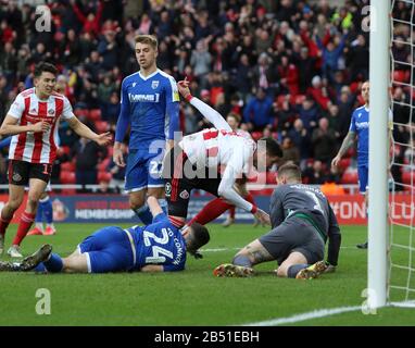 Sunderland, Großbritannien. März 2020. Kyle Lafferty erzielt Sunderlands Eröffnungsziel beim Spiel der Sky Bet League 1 zwischen Sunderland und Gillingham im Stadium Of Light, Sunderland am Samstag, den 7. März 2020. (Kredit: Martin Swinney/MI News) Foto darf nur für redaktionelle Zwecke in Zeitungen und/oder Zeitschriften verwendet werden, Lizenz für kommerzielle Nutzung erforderlich Kredit: MI News & Sport /Alamy Live News Stockfoto