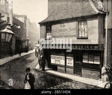 Shop Für Alte Neugier. Verewigt von Charles Dickens, London, England, Großbritannien, Europa. Altes Foto Ende des 19. Jahrhunderts aus Portfolio von Stockfoto