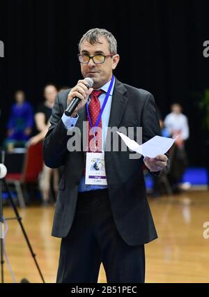 NIC Lowe President von Judo NSW spricht während der Eröffnungsfeier des 2020 Anytime Fitness Sydney International im Quaycenter, Sydney Olympic Park. Stockfoto