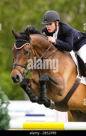 The National, Spruce Meadows Juni 2002, Michael Morrissey (USA) auf Scaraberas Stockfoto