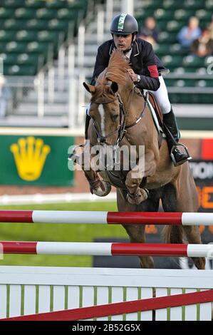 The National, Spruce Meadows Juni 2002, Rodrigo Pessoa (BH) Reiten Stockfoto