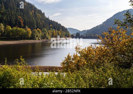 Idyllischer Blick auf den Alb-Wasserreservoir im Schwarzwald Stockfoto