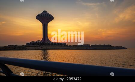 Blick auf den Al Khobar Wasserturm in Khobar Corniche - Saudi-Arabien 24-Feb-2020 Stockfoto