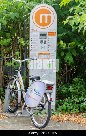 Mülheim Ruhrgebiet, Nrw, Deutschland - 12. September 2014: Fahrradverleih in Mülheim an der Ruhrgebiet. Die Stationen befinden sich in vielen Städten. Stockfoto