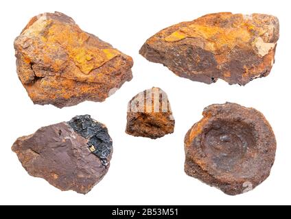 Satz verschiedener Limonitischer (braunes Eisenerz) Felsen isoliert auf weißem Grund Stockfoto