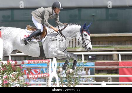 Laura Kraut (USA) Reiten Cedric, Winter Equestrian Festival, Wellington Florida, März 2007 Stockfoto