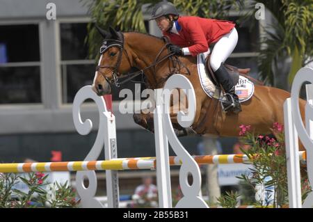 Beezie Madden (USA), Integrität, Winter Equestrian Festival, Wellington, Florida, März 2007, US Open Jumper Meisterschaft Stockfoto