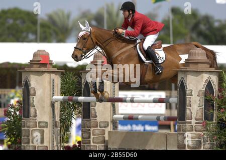 Juan Ortiz (VEN) Reiten Alias, Winter Equestrian Festival, Wellington Florida, März 2007 Stockfoto