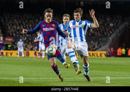 Barcelona, Spanien. März 2020. Antoine Griezmann (L) des FC Barcelona tritt während eines Fußballspiels der spanischen Liga zwischen dem FC Barcelona und Real Lieddad in Barcelona, Spanien, am 7. März 2020 an. Credit: Joan Gosa/Xinhua/Alamy Live News Stockfoto