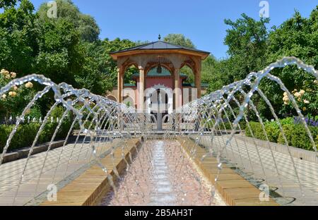 Orientalischer Garten Erholungspark Marzahn Blumberger Damm, Marzahn, Berlin, Deutschland Stockfoto