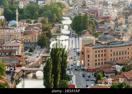 Blick auf das historische Zentrum von Sarajevo, BiH Stockfoto
