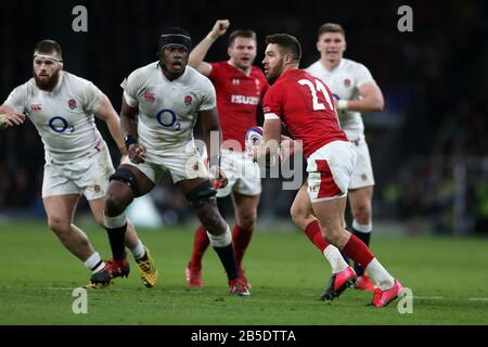 London, Großbritannien. März 2020. Rhys Webb of Wales in Aktion (21).England V Wales, Guinness Six Nations 2020 Championship Rugby im Twickenham Stadium in London am Samstag, 7. März 2020. Bitte beachten Sie, dass Bilder nur für redaktionelle Zwecke verwendet werden. Bild von Andrew Orchard/Andrew Orchard Sportfotografie /Alamy Live News Credit: Andrew Orchard Sportfotografie/Alamy Live News Stockfoto