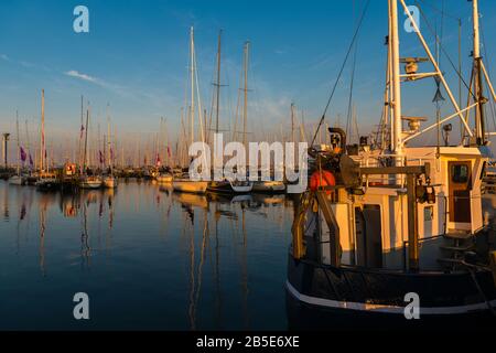 Marina von Maasholm, eine kleine Fischergemeinde an der Schlei Fjord, Ostsee, Schleswig-Holstein, Norddeutschland, Europa, Stockfoto