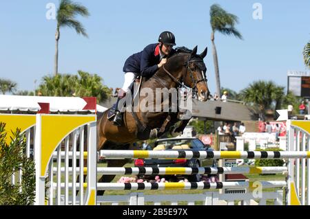 Robert Smith (GBR), Marius Claudius, Winter Equestrian Festival, Wellington, Florida, im Februar 2007, WEF-Challenge Cup Runde V Stockfoto