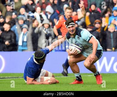 BT Murrayfield Stadium.Edinburgh.Scotland, Großbritannien. März 2020. Guinness Six Nations Test Match Schottland gegen Frankreich. Schottland Stuart McInally erzielt den 3. Versuch im Vergleich zu Frankreich. Kredit: Eric mccowat/Alamy Live News Stockfoto