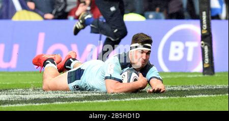 BT Murrayfield Stadium.Edinburgh.Scotland, Großbritannien. März 2020. Guinness Six Nations Test Match Schottland gegen Frankreich. Schottland Stuart McInally erzielt den 3. Versuch im Vergleich zu Frankreich. Kredit: Eric mccowat/Alamy Live News Stockfoto