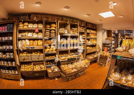 Chatsworth Farm Shop Interior, Pilsley, Derbyshire Stockfoto