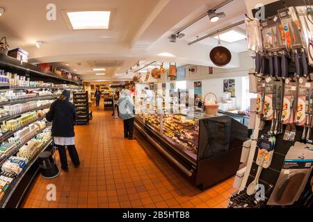 Chatsworth Farm Shop Interior, Pilsley, Derbyshire Stockfoto