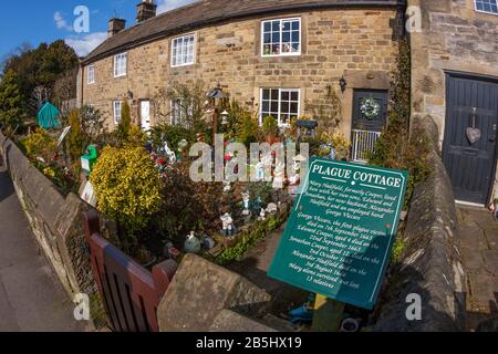 Terrasse von Plague Cottages, The Great Plague 1665-1666, Eyam, Derbyshire Stockfoto