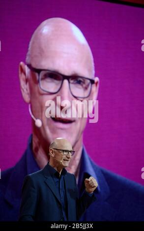 Timotheus Höttges, Deutsche Telekom, Cebit, Hannover, Niedersachsen, Deutschland Stockfoto