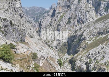 Cares Gorges, Fürstbistum Asturien/Spanien; 05. August 2015. Diese Schlucht mit ihren schmalen Pässen und Schluchten liegt mitten im Herzen des Picos de Eur Stockfoto
