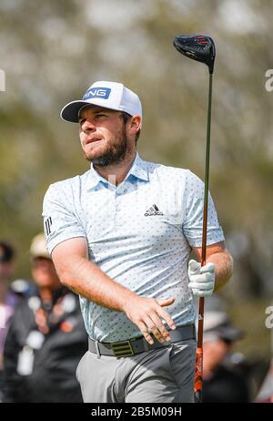 Orlando, FL, USA. März 2020. Tyrrell Hatton auf dem neunten T-Shirt während der Endrunde des Arnold Palmer Invitational präsentiert von Mastercard gehalten im Arnold Palmer's Bay Hill Club & Lodge in Orlando, Florida. Romeo T Guzman/CSM/Alamy Live News Stockfoto