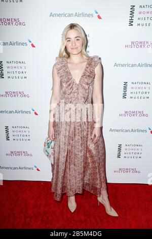 Los Angeles, USA. März 2020. AJ Michalka Walking the Red teppich at The National Women's History Museum's 8th Annual Women Making History Awards Held at Skirball Cultural Center on March 8, 2020 in Hollywood, Kalifornien USA (Foto von Parisa Afsahi/Sipa USA) Credit: SIPA USA/Alamy Live News Stockfoto