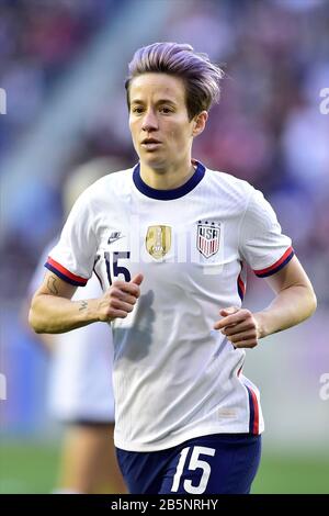 Harrison, New Jersey, USA. März 2020. USWNT Forward MEGAN RAPINOE (15) wird während des SheBelives Cup Matches in der Red Bull Arena in Harrison New Jersey gesehen USA besiegt Spanien 1 zu 0 Credit: Brooks Von Arx/ZUMA Wire/Alamy Live News Stockfoto