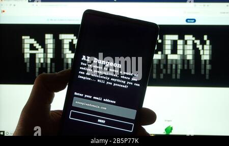 Montreal, Kanada - 08. März 2020: KI Dungeon Adventure Textspiel auf einem Handy über Laptop-Bildschirm. AI Dungeon ist ein Open-Source-Textadventure-Spiel Stockfoto