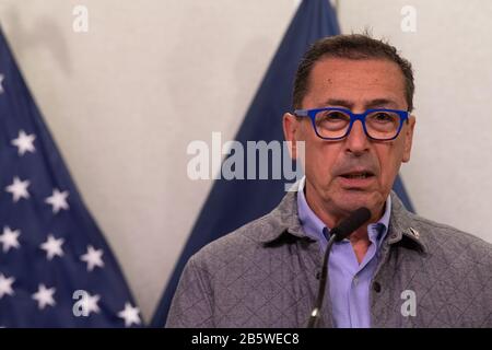 Brooklyn, Vereinigte Staaten. März 2020. Daniel Nigro, der für FDNY zuständige Kommissar, spricht auf einer Pressekonferenz, um über die Entwicklungen des COVID-19-Coronavirus im NYC Emergency Management Center in Brooklyn zu informieren. Credit: Sopa Images Limited/Alamy Live News Stockfoto