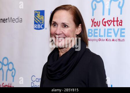 The 6th Annual Voices For the Voiceless concert Beneficient You Gotta Believe Held at The Town Hall - Arrivals. Mit: Laurie Metcalf Where: New York, New York, Vereinigte Staaten When: 07 Feb 2020 Credit: Joseph Marzullo/WENN.com Stockfoto