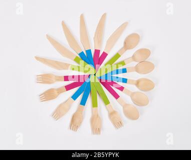 Kreisform aus Öko-Besteck Stockfoto