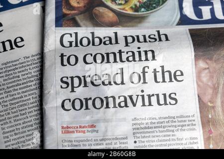 "Globaler Druck, die Ausbreitung des Coronavirus einzudämmen", kovidte 19 Virus Guardian Titelseite Überschrift 24. Januar 2020 London England Großbritannien Stockfoto