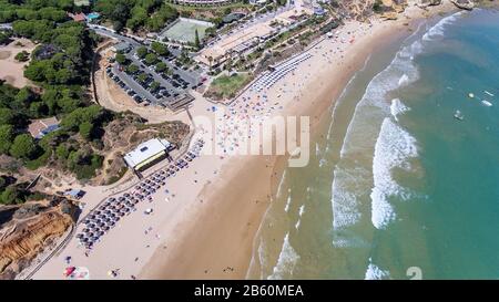 Strand von Olhos de Agua Portugal Albufeira Stockfoto