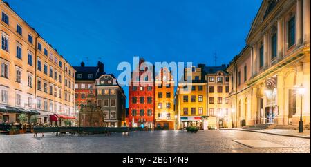 Stockholm, Schweden - 30. Juni 2019: berühmten alten bunten Häuser, Schwedische Akademie und Nobel Museum im Alten Platz Stortorget In Gamla Stan. Berühmte Landmar Stockfoto