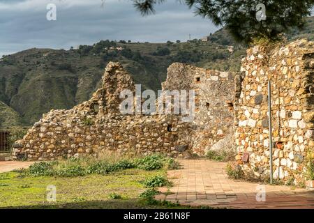 Ruinen der normannischen Burg, Castelmola, Sizilien, Italien, Europa, Alte normannische Burgruine Castelmola, Sizilien, Italien, Europa Stockfoto