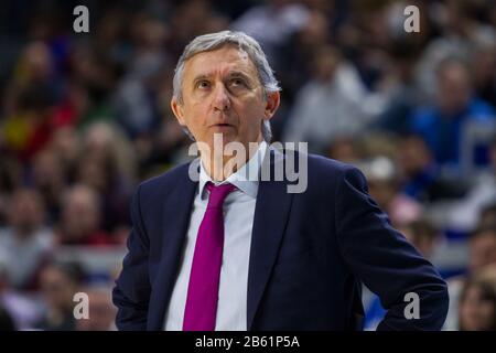 Madrid, Spanien. März 2020. Svetislav Pesic beim FC Barcelona Sieg über Movistar Estudiantes (67 - 74) im regulären Saisonspiel der Liga Endesa (23.) feierte am 8. März 2020 in Madrid, Spanien im Wizink Center. (Foto von Juan Carlos García Mate/Pacific Press/Sipa USA) Credit: SIPA USA/Alamy Live News Stockfoto