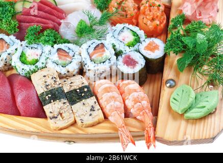 Gruppe exotischer Sushi, Tintenfisch. Nahaufnahme. Stockfoto
