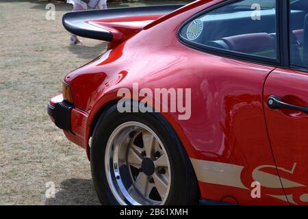 1975 Porsche 911 Carrera 2.7, aufgenommen im Salon Prive im Blenheim Palace August 2018 Stockfoto